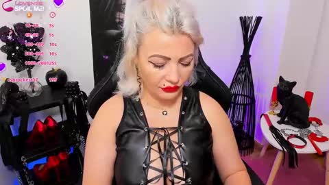 Miss CatSnow online show from 01-23-25, 01:24