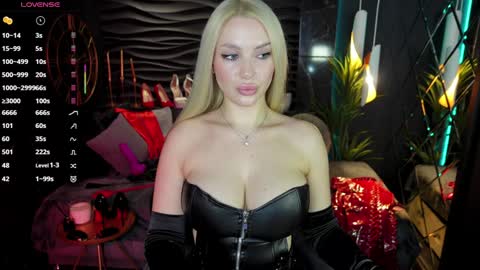 Darsy online show from 01-21-25, 02:05