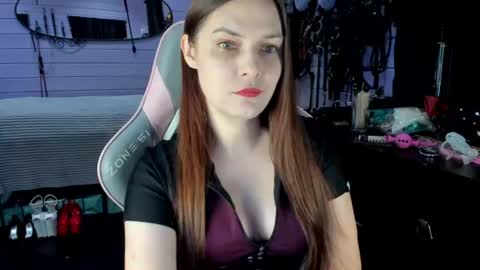 Dirty Priest and Ivi online show from 06-13-26, 07:01