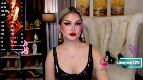 Snapshot of mistressathenna chatting on 05-16-26, 07:56 mistressathenna online show from 05-16-26, 07:56