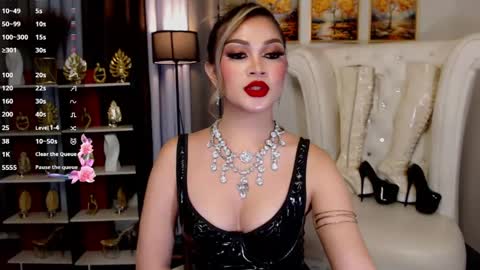Snapshot of mistressathenna chatting on 05-25-26, 08:15 mistressathenna online show from 05-25-26, 08:15