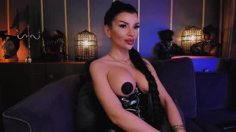 Snapshot of mistresselenia chatting on 02-23-25, 12:27 Elenia online show from 02-23-25, 12:27