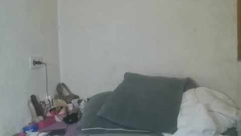 Snapshot of mistressmilly32 chatting on 04-29-26, 08:18 mistressmilly32 online show from 04-29-26, 08:18