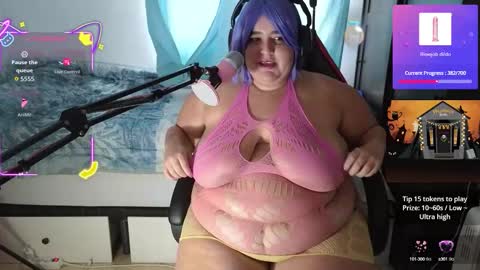 Snapshot of mistresstryss chatting on 10-06-25, 09:40 mistresstryss online show from 10-06-25, 09:40