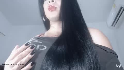 Snapshot of mistressxxalice chatting on 05-15-26, 03:35 ALICE MADANE online show from 05-15-26, 03:35