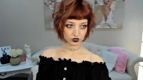 Snapshot of mistymarlow chatting on 01-12-26, 06:13 Misty online show from 01-12-26, 06:13