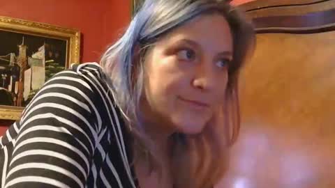 Snapshot of mistymountains96 chatting on 02-13-26, 02:02 Misty Mountains online show from 02-13-26, 02:02