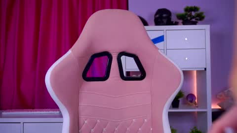 Snapshot of mistyreeds chatting on 02-26-26, 05:28 Misty online show from 02-26-26, 05:28