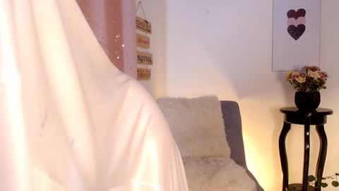 Snapshot of mitsuri_7777 chatting on 12-13-24, 04:43 Liaaaaaaaa online show from 12-13-24, 04:43