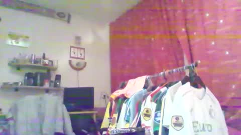 Snapshot of mitta93 chatting on 10-26-25, 11:20 mitta93 online show from 10-26-25, 11:20