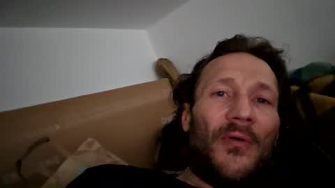 Snapshot of mitzio11 chatting on 11-10-25, 06:56 Mitzio11 online show from 11-10-25, 06:56