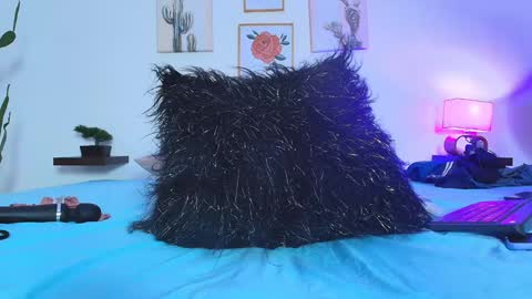 Miwa  online show from 12-24-24, 07:44