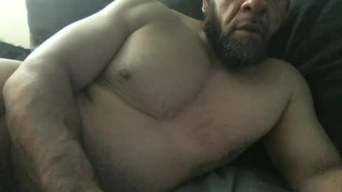 Snapshot of mixboi11 chatting on 07-06-26, 12:40 mixboi11 online show from 07-06-26, 12:40