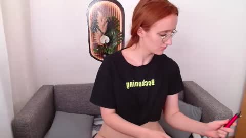 Snapshot of miya_here chatting on 06-22-26, 11:07 Miya online show from 06-22-26, 11:07