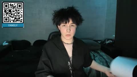 Snapshot of miya_meow_miku chatting on 11-04-25, 10:20 MeowMiku online show from 11-04-25, 10:20