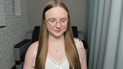 Miya online show from 01-11-25, 07:16