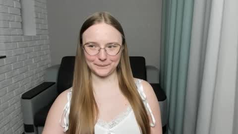 Miya online show from 01-24-25, 10:51