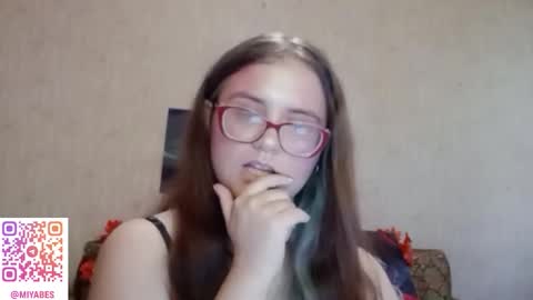 Milana online show from 10-23-25, 09:19