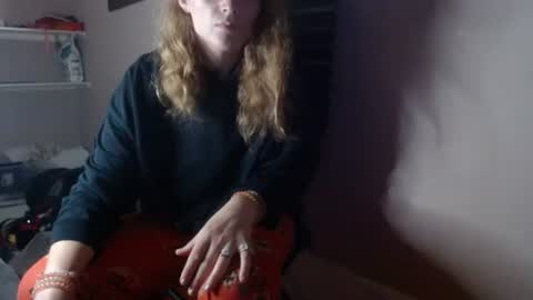 miyahw803 online show from 10-14-25, 12:22