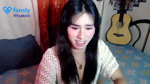 Snapshot of miyakabebe chatting on 06-12-26, 11:35 Miyakabebe online show from 06-12-26, 11:35