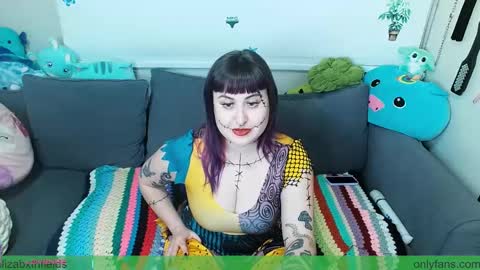 Elizabxth Fields online show from 10-03-25, 04:09