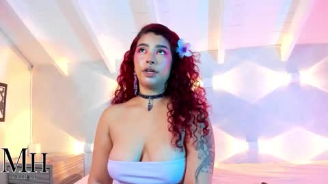 mizzhell_ online show from 09-29-25, 12:43