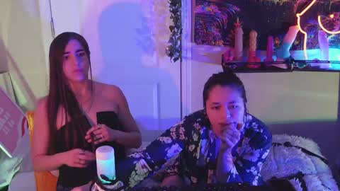 Hera  Tethra Bathtub stream  20k followers  Ask about our custom videos3 online show from 02-10-25, 05:52