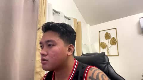 Snapshot of mj_xx7828 chatting on 12-16-25, 11:37 Michole Jay online show from 12-16-25, 11:37