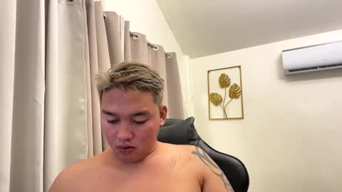 Snapshot of mj_xx7828 chatting on 01-07-26, 07:44 Michole Jay online show from 01-07-26, 07:44