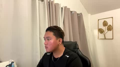 Snapshot of mj_xx7828 chatting on 02-11-26, 05:12 Michole Jay online show from 02-11-26, 05:12