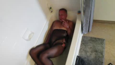 Snapshot of mjeffrey460699861 chatting on 06-29-26, 08:20 mjeffrey460699861 online show from 06-29-26, 08:20