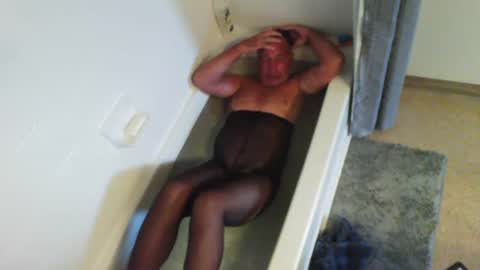 Snapshot of mjeffrey460699861 chatting on 07-14-26, 10:48 mjeffrey460699861 online show from 07-14-26, 10:48