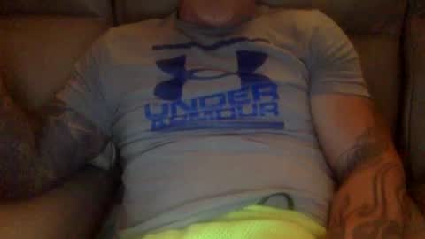 Snapshot of mjg175 chatting on 12-18-24, 06:03 SexyRed online show from 12-18-24, 06:03