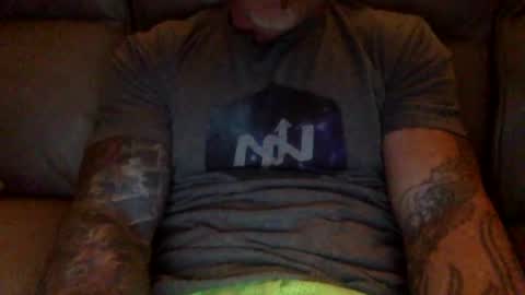 Snapshot of mjg175 chatting on 12-20-24, 01:22 SexyRed online show from 12-20-24, 01:22