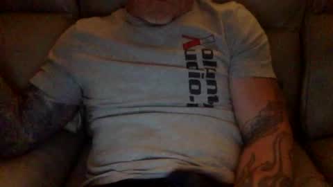 Snapshot of mjg175 chatting on 02-12-25, 10:35 SexyRed online show from 02-12-25, 10:35