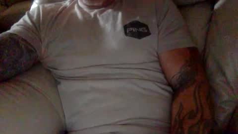 Snapshot of mjg175 chatting on 09-17-25, 08:21 SexyRed online show from 09-17-25, 08:21