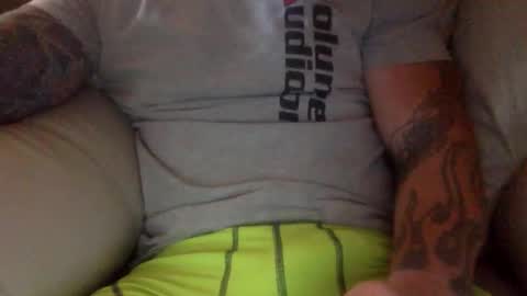 Snapshot of mjg175 chatting on 09-27-25, 06:02 SexyRed online show from 09-27-25, 06:02
