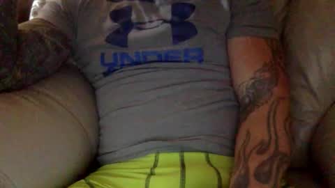 Snapshot of mjg175 chatting on 01-08-26, 05:37 SexyRed online show from 01-08-26, 05:37