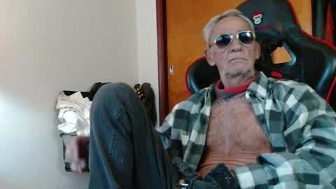 Snapshot of mjmadurengue chatting on 06-01-26, 08:21 Mario jose online show from 06-01-26, 08:21