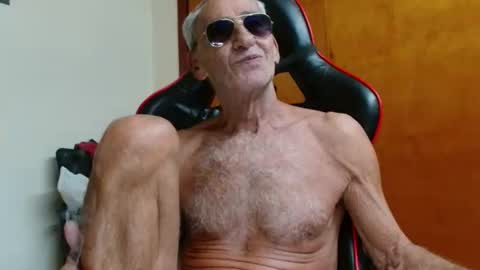 Snapshot of mjmadurengue chatting on 06-14-26, 06:15 Mario jose online show from 06-14-26, 06:15