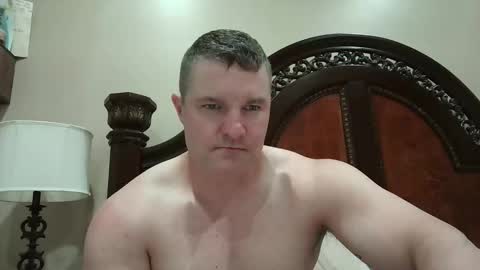 Snapshot of mlandry10 chatting on 06-08-26, 11:54 mlandry10 online show from 06-08-26, 11:54