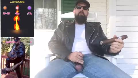 Snapshot of mmazsnake chatting on 12-30-24, 06:27 SMOKINsnakeEYEZ online show from 12-30-24, 06:27