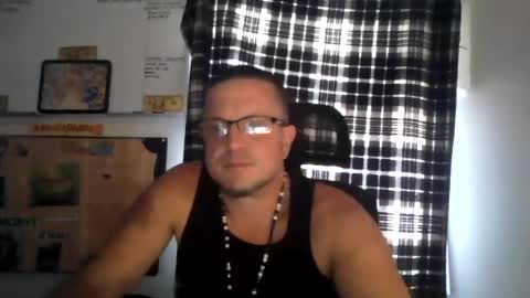 Snapshot of mmello2017 chatting on 08-04-26, 11:13 mmello2017 online show from 08-04-26, 11:13