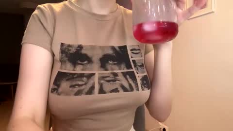 Snapshot of mmm_sweety_kitty chatting on 12-02-24, 08:00 mmm_sweety_kitty online show from 12-02-24, 08:00