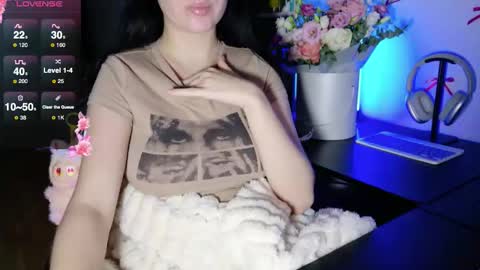 Snapshot of mmm_sweety_kitty chatting on 02-04-26, 11:42 mmm_sweety_kitty online show from 02-04-26, 11:42