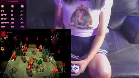 Snapshot of mmmmdarling chatting on 10-21-25, 05:30 minaDarling online show from 10-21-25, 05:30
