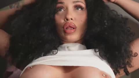 Ruxxx online show from 10-16-25, 07:42