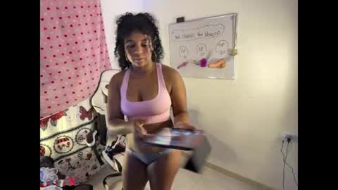 Snapshot of moana205_ chatting on 07-21-26, 12:57 Moana online show from 07-21-26, 12:57