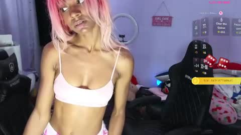 Snapshot of mocha_ chatting on 07-12-26, 02:13 MOCHA JAMES THE NPC online show from 07-12-26, 02:13