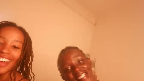 Snapshot of mocha_sins chatting on 11-15-25, 06:59 Sins online show from 11-15-25, 06:59